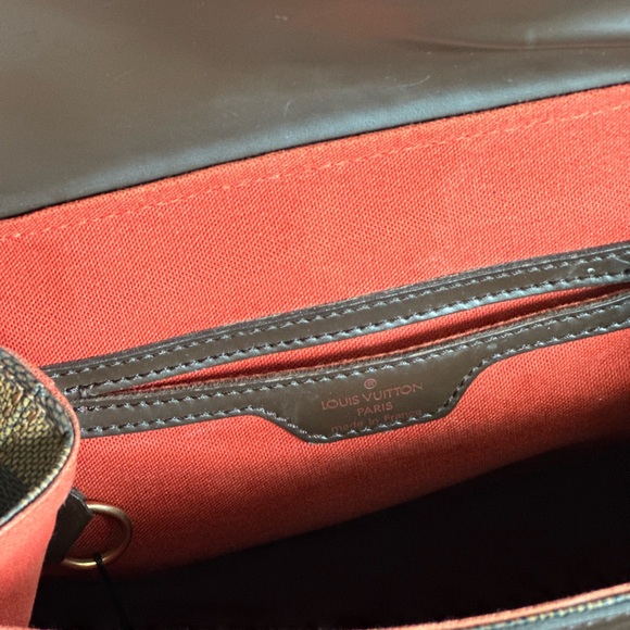 Louis Vuitton Damier Ebene Soho - Picture 3 of 4